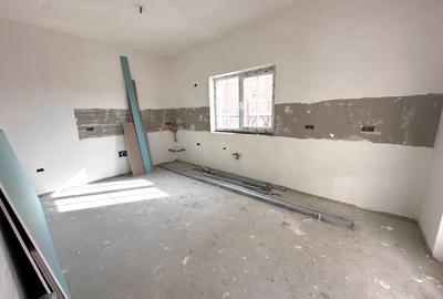 Duplex cu 4 camere cu Canalizare în Moșnița Nouă - 5