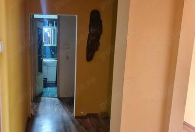 Apartament cu 4 camere decomandat în Central - 4