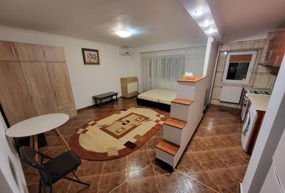 Garsoniera mare, mobilata- zona Unirii - 1