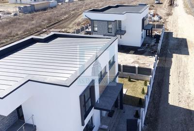 Casă individuală cu 4 camere cu Canalizare în Sânpetru - 4