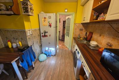Apartament cu 3 camere decomandat în Titan - 5