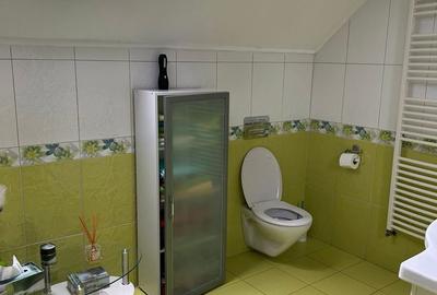 Casă cu 4 camere decomandat în Cantemir