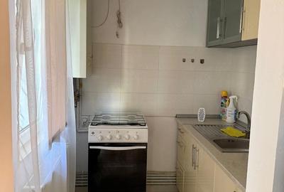 Apartament cu 2 camere nedecomandat în Central