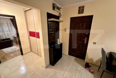 Apartament de vanzare, 3 camere, 55.32 mp - zona Decebal - 11