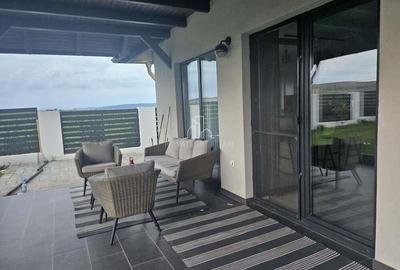 Casa/Vila Noua de Vanzare, mobilata/Utilata, Deosebita, Nazna - 12