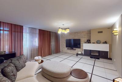 Vila Exclusivista cu Piscina, Panouri Solare si Sala de Fitness - 0% COMISION - 2