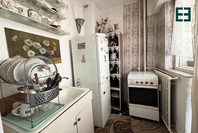 Garsoniera etajul 3 zona Aurel Vlaicu - Arad - 7