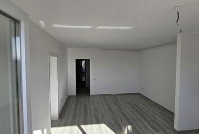 Apartament cu 2 camere semidecomandat în Sânpetru - 12