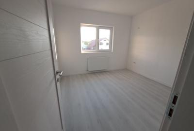 Casă cu 4 camere în Roșu - 6