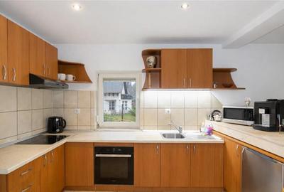 Resedinta cu atmosfera familiara,peisaj imersiv,amplasare pr - 2