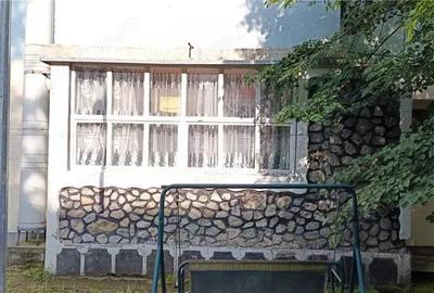 Apartament 2 Cam. Semidecomandate Moldova Noua CS - 8