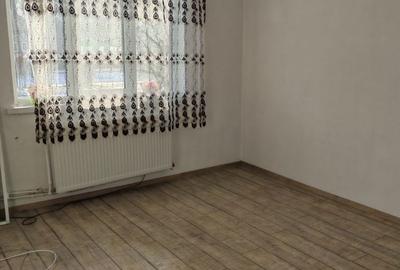 Apartament cu 4 camere decomandat în Central - 4