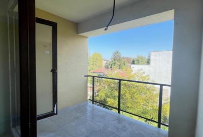 3 camere Damaroaia, bloc nou - 3