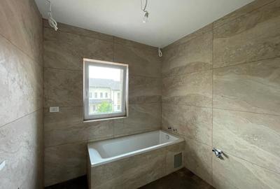 Duplex cu 5 camere cu Canalizare în Ghiroda - 11