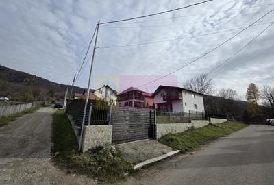 Casă cu 4 camere în Central - 18