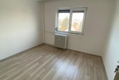 OFERTA 3 camere semidecomandate renovat, izolat in zona Centrala - 2