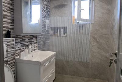 Apartament cu 2 camere decomandat în Km 5 - 8