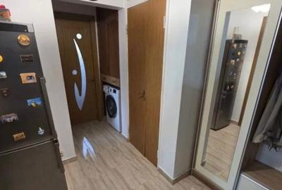 Apartament cu 2 camere decomandat, mobilat în Galata