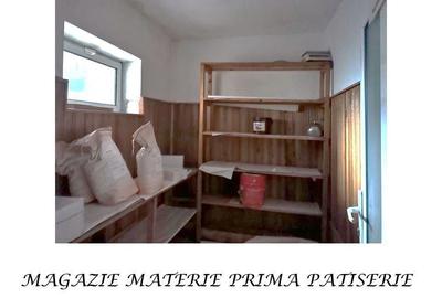 Spațiu comercial, de 580 mp, în Central - 9