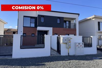 Duplex cu 4 camere cu Canalizare în Moșnița Nouă - 1
