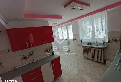 Apartament cu 3 camere decomandat, mobilat în Sud - 10