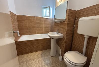 Apartament cu 3 camere decomandat, mobilat în Warthe - 8