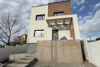 Casă cu 4 camere cu Teren 290 Mp în Plaiul Vulcanești - 6