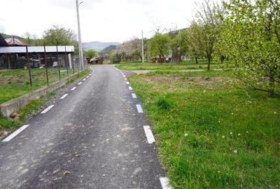 Teren Construcții intravilan de 2216 mp, în Sarasău - 2