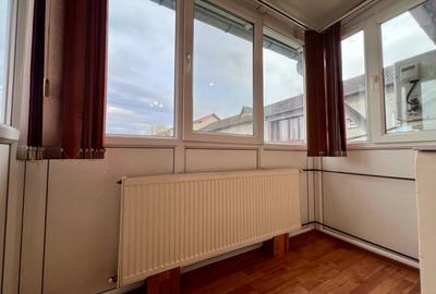 Apartament cu 2 camere semidecomandat, mobilat în Lipovei - 9