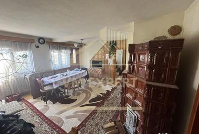 Casă cu 11 camere cu Teren 893 Mp în Lerești - 8