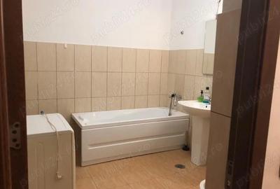 Garsonieră decomandată în Central - 2