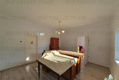 Casă cu 6 camere cu Teren 5470 Mp în Pantelimon - 5