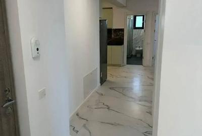 Apartament cu 4 camere în Central - 1