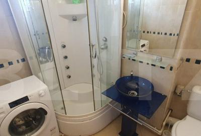 Apartament de 2 camere, 65 mp, AC, centrala termica, zona Pa - 3