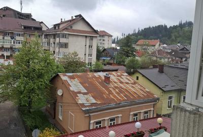 Apartament cu 2 camere decomandat în Central - 1