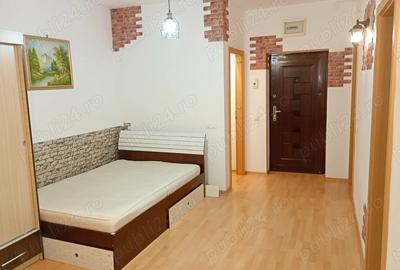 Inchiriez garsoniera Titan - 2