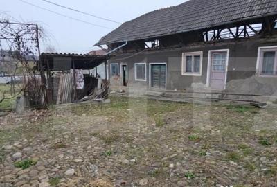 Casă cu 2 camere cu Teren 1200 Mp în Central - 6