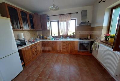 Casa individuala, 240 mp cu teren 1200mp, Dezmir, zona Planoare! - 2