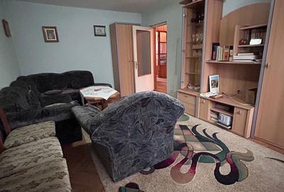 Apartament cu 4 camere decomandat în Central - 1