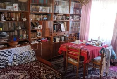 Apartament cu 3 camere decomandat, mobilat în 1 Mai