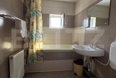 Apartament cu 3 camere decomandat în Central - 8