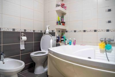 Casă individuală cu 10 camere cu Garaj în Chitila - 47