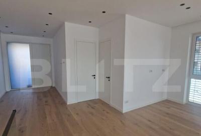 Casă cu 8 camere cu Teren 860 Mp în Central - 14