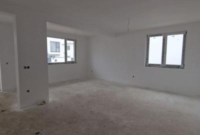 Casă cu 3 camere cu Teren 170 Mp în Central - 4