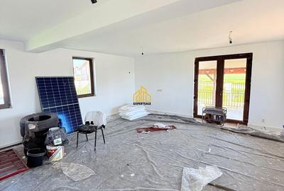 Casă cu 4 camere cu Teren 330 Mp în Domnești - 3