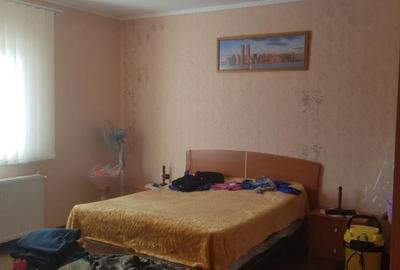 Casă cu 4 camere în Iecea Mare - 1