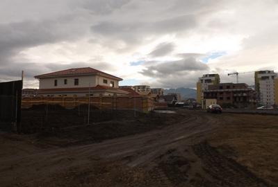 Teren de vanzare pretabil constructie bloc - 2