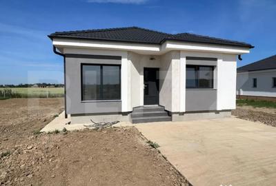 Casă cu 4 camere cu Teren 300 Mp în Central - 10