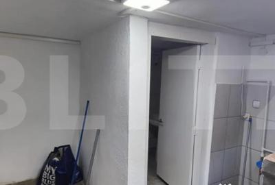 Spațiu comercial, de 50 mp, în Central - 7