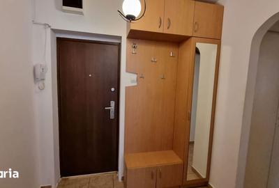 Apartament cu 2 camere decomandat în Titan - 4